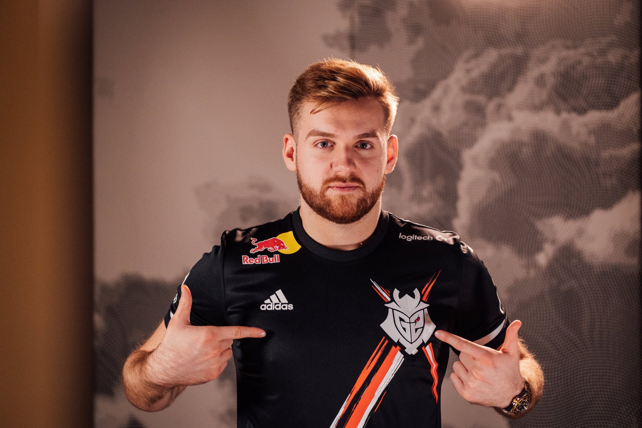 电竞比分网：英雄联盟S10 8强赛LPL内战！SN 3：1击败JDG晋级