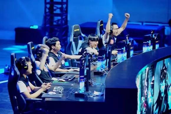 Team Spirit 将面对 NIP，NAVI 将与 Astralis 在 PGL Astana 2025 季后赛中相遇